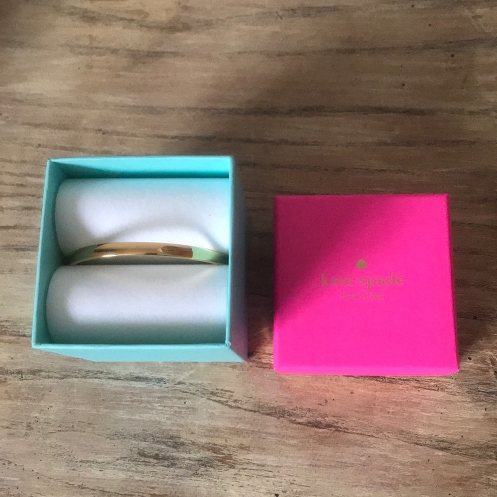 Kate Spade gold bracelet SALE😍‼️‼️